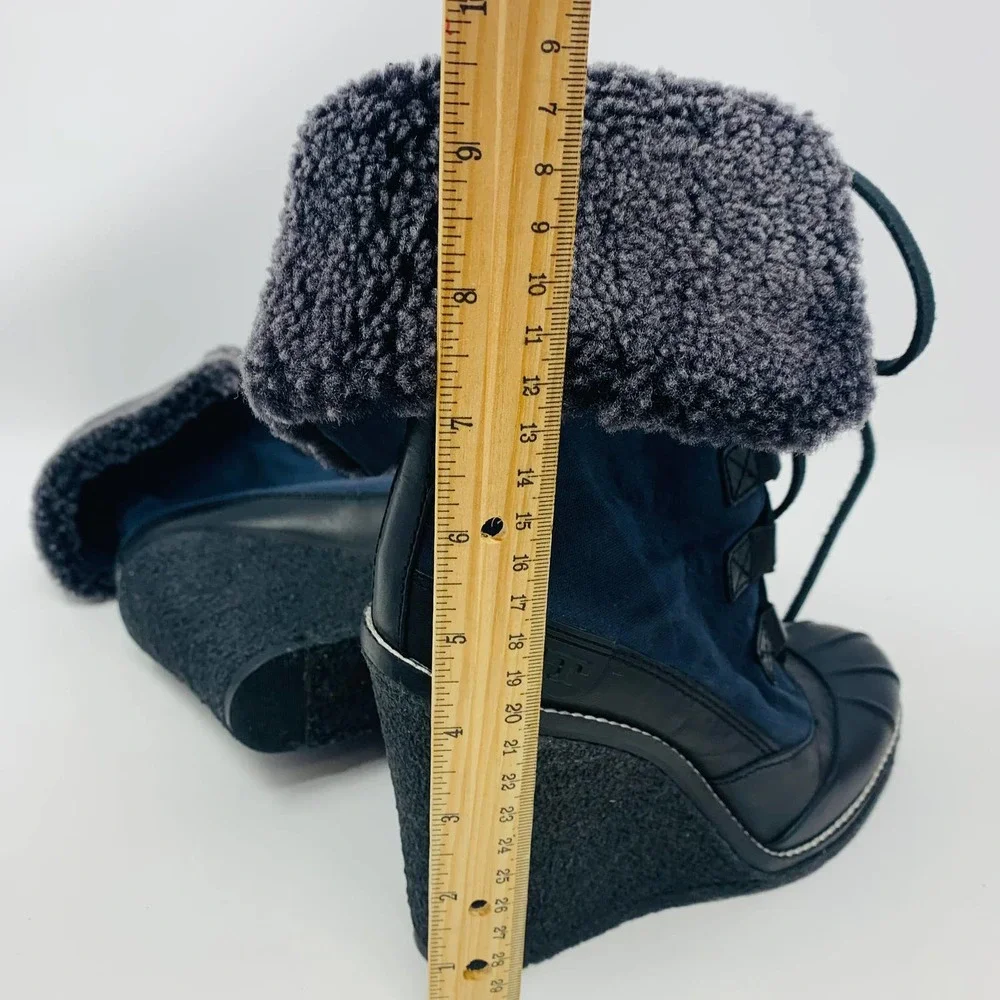 TORY BURCH Fairfax Shearling-Lined Wedge Boot, Black/Washed Navy, size 7 - Picture 11 of 12